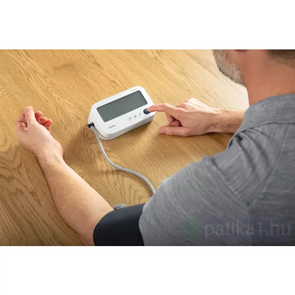 Omron M3 Comfort vérnyomásmérő nagy (22-42 cm) okos mandzsettával + adapter 360 Intelli Wrap 