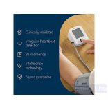 Omron M2 Essential felkaros vérnyomásmérő HEM 7188 E